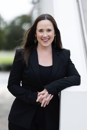 EricaAverion-400x600